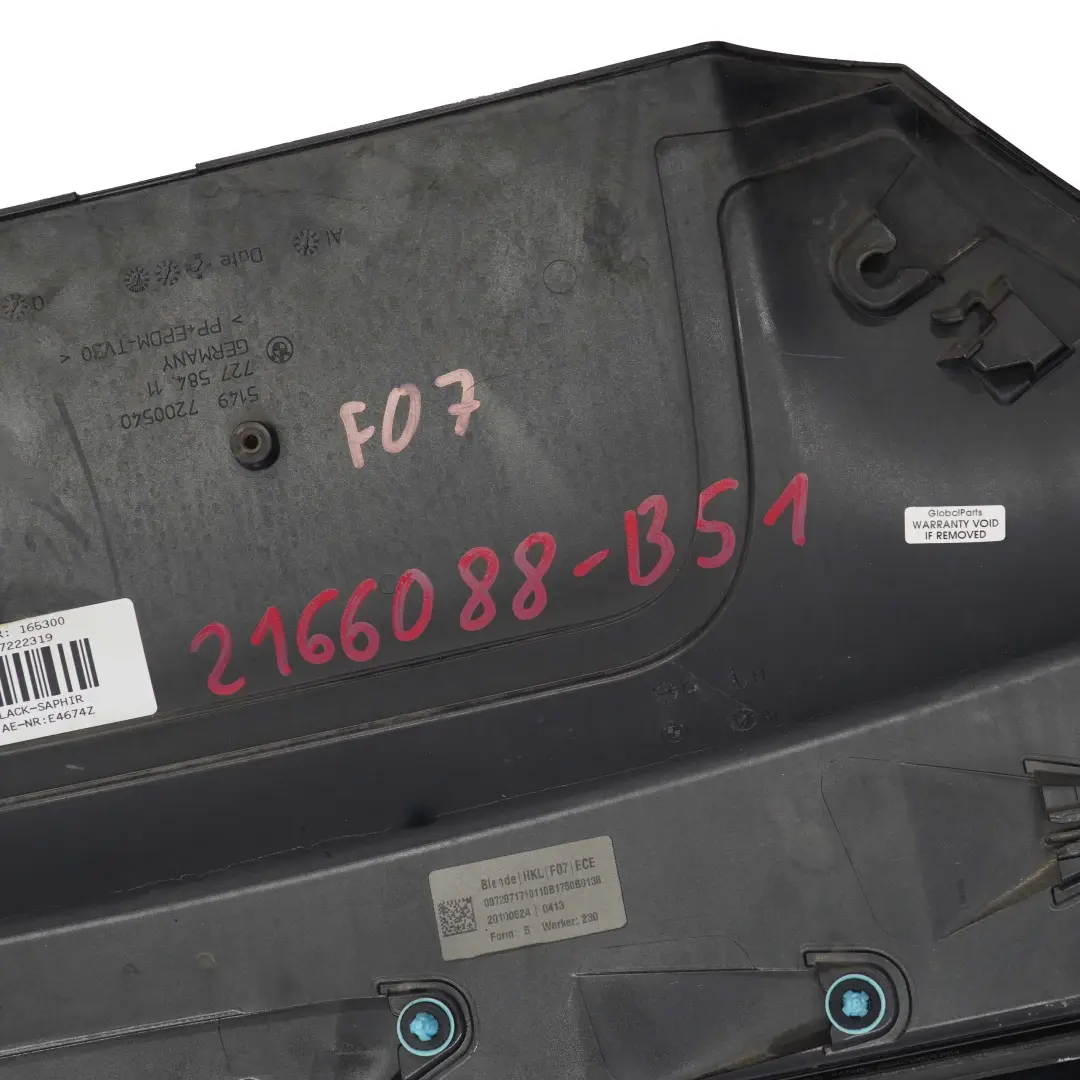 Bagagliaio Portellone Posteriore Finitura Pannello Nero Zaffiro per BMW F07 con numero di parte 2166088 BMW F07 Bagagliaio Portellone Posteriore Finitura Pannello Nero Zaffiro - SKU 2166088-BS1 - Numero di parte 2166088