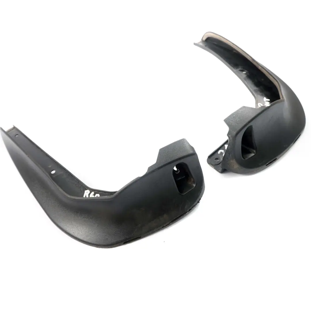 Mud Flaps Front Left Right N/ Splash Mudflaps Set para Mini Countryman R60 con número de pieza 2166935 Mini Countryman R60 Mud Flaps Front Left Right N/ Splash Mudflaps Set - SKU 2166935 - Número de pieza 2166935