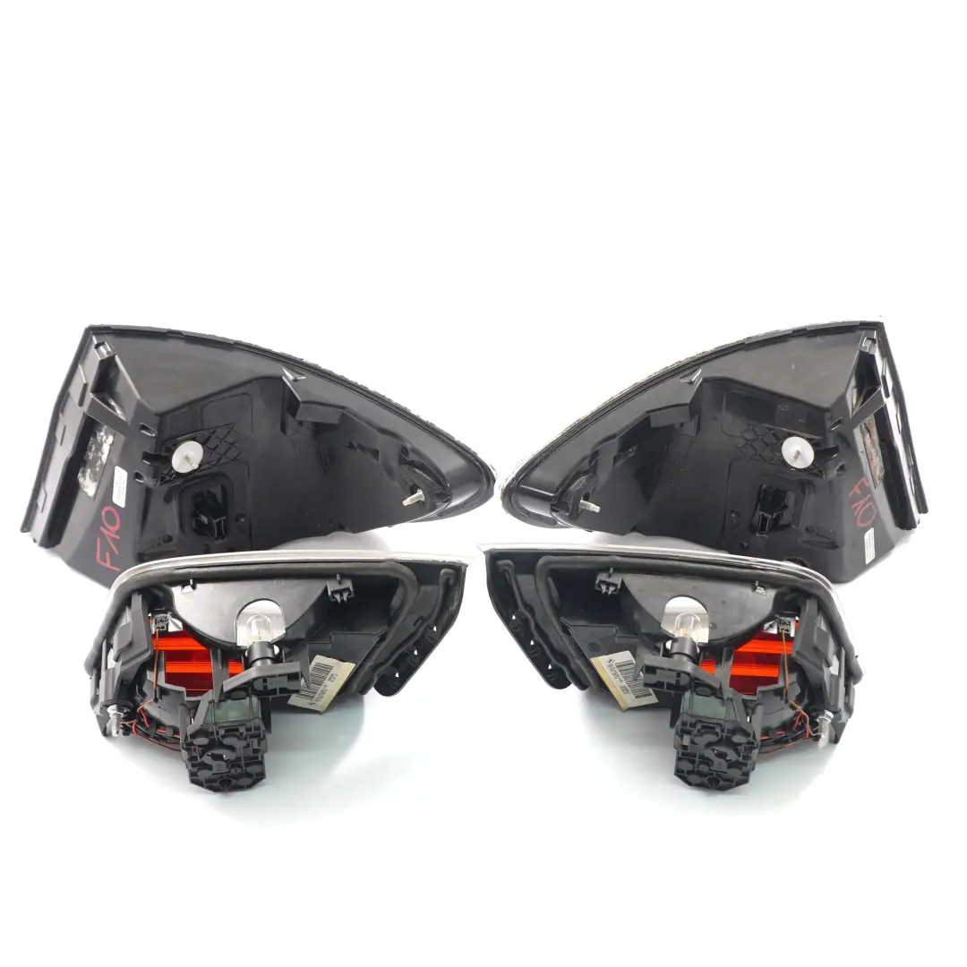 Fanale posteriore sinistro destro LED Set Linea Bianca per BMW F10 con numero di parte 2181348 BMW F10 Fanale posteriore sinistro destro LED Set Linea Bianca - SKU 2181348 - Numero di parte 2181348