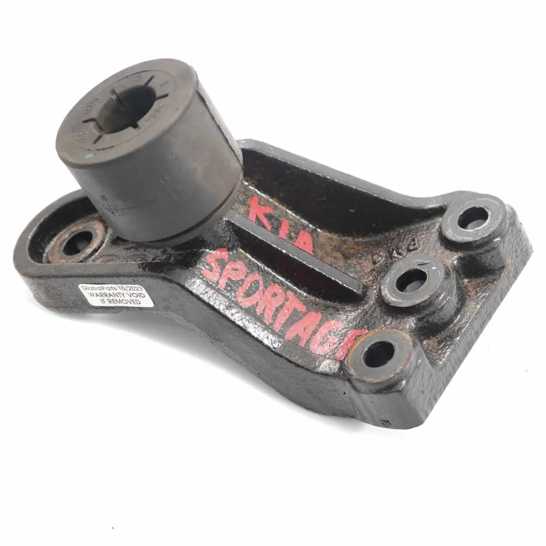 Support Mount Bracket Holder to Kia Sportage 3 1.7 CRDi Engine with Part number 218252Y600 Kia Sportage 3 1.7 CRDi Engine Support Mount Bracket Holder - SKU 218252Y600 - Part number 218252Y600