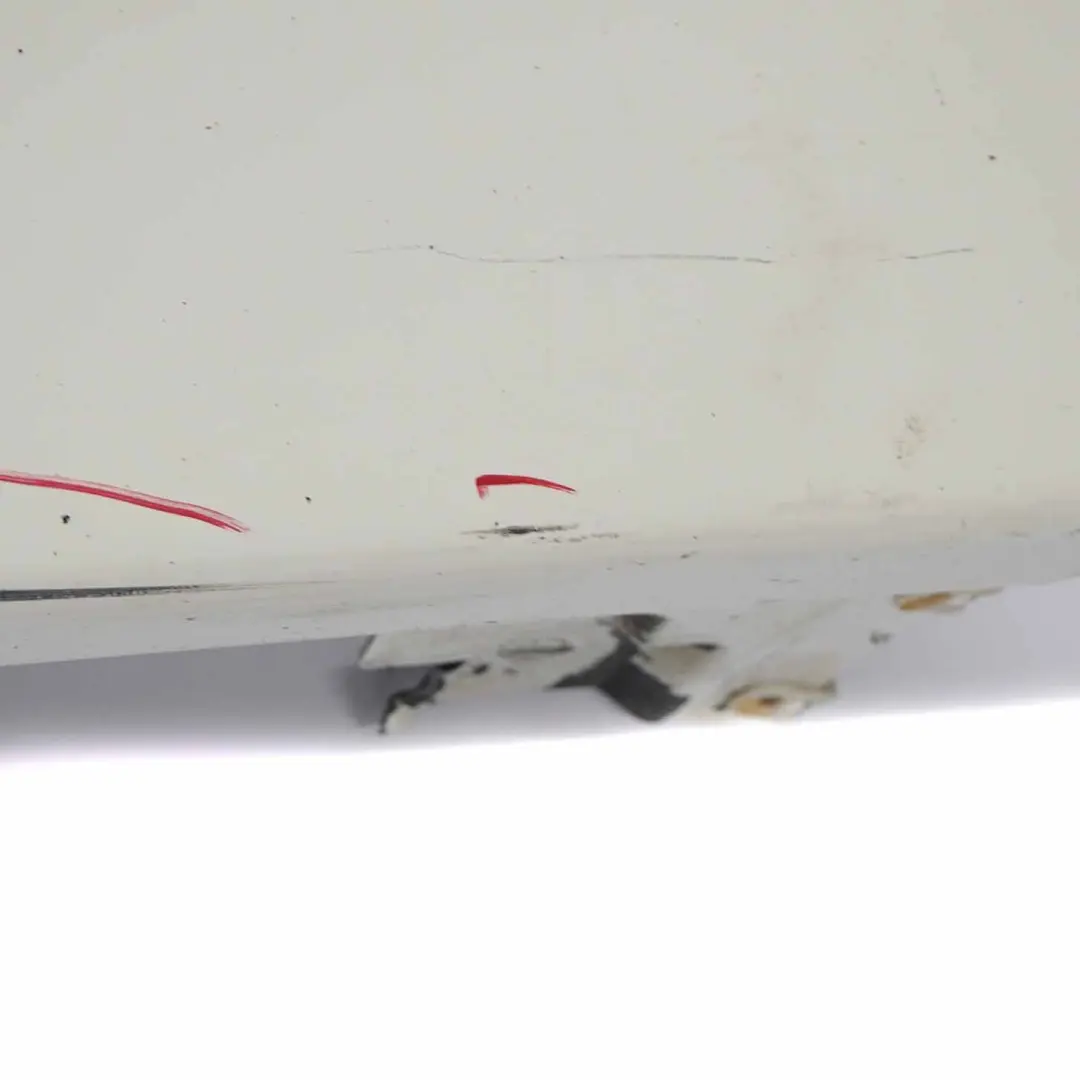 BMW F10 F11 Próg Nakładka Lewa Alpinweiss 3 - 300 - SKU 2209827-AW1 - Numer Części 2209827