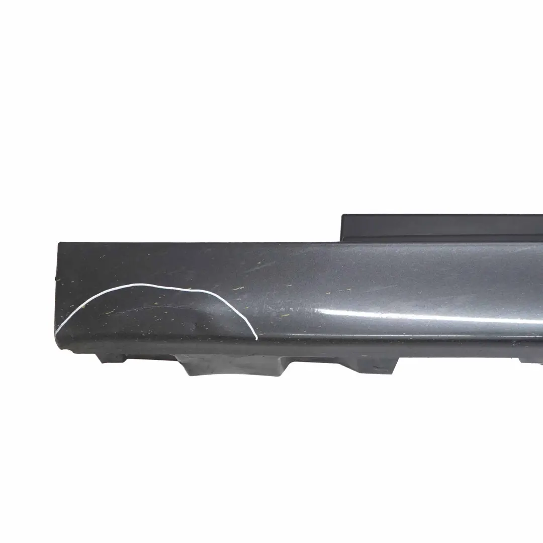 BMW F10 F11 Bas de Porte Seuil Facade Gauche Sophistograu Metallic - A90 - SKU 2209827-SOP - Numéro de pièce 2209827