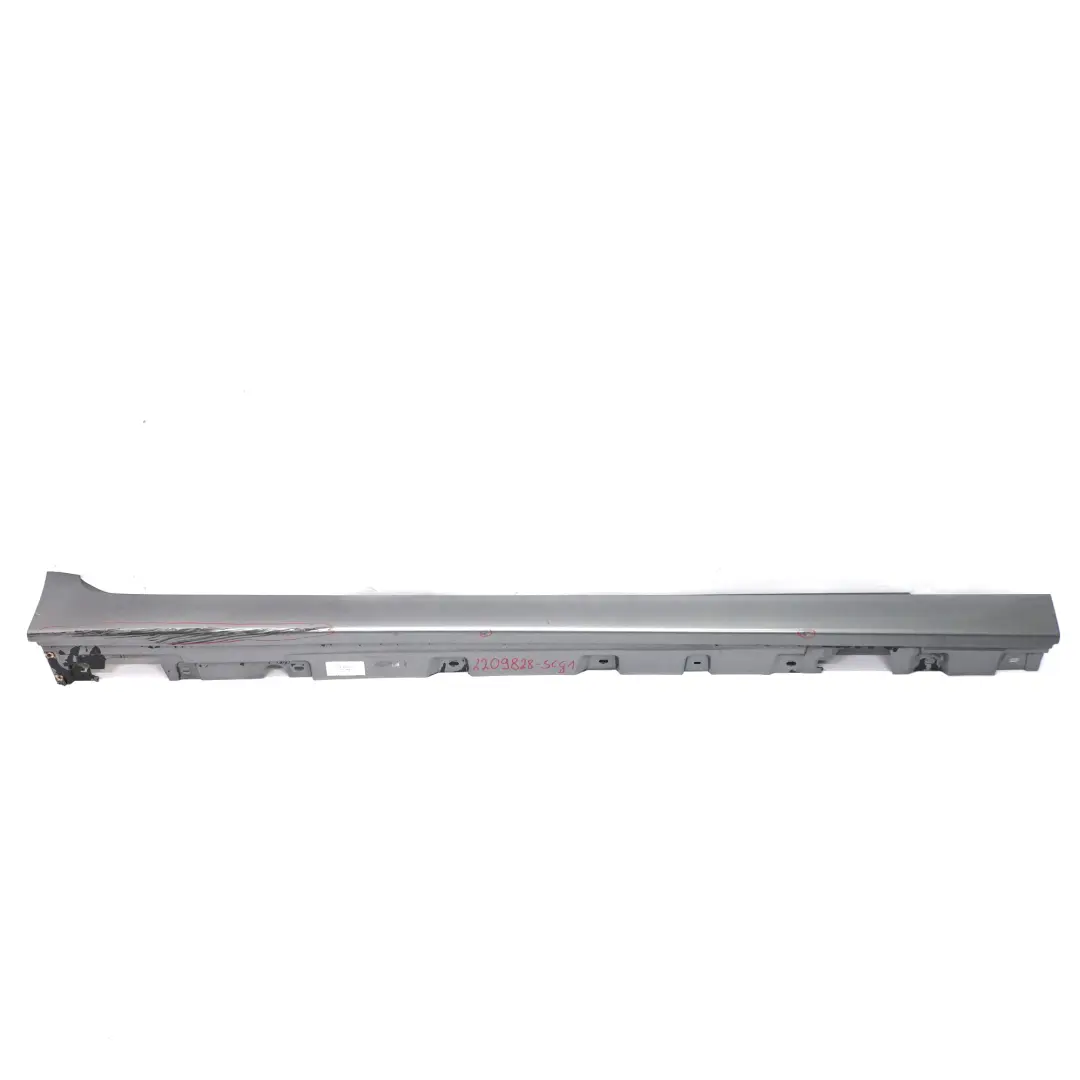 BMW F10 F11 Gonna Laterale Pannello di Copertura Destra Grigio - A52 - SKU 2209828-SCG1 - Numero di parte 2209828