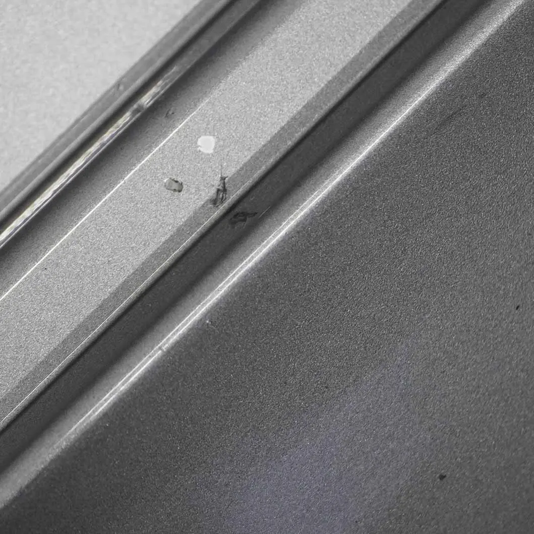 BMW F10 F11 Gonna Laterale Pannello di Copertura Destra O/S Grigio - A52 - SKU 2209828-SCG2 - Numero di parte 2209828