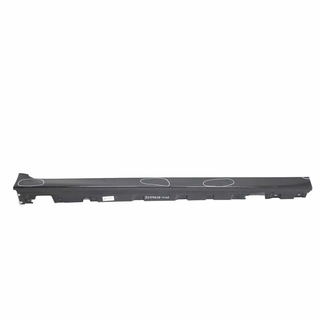 BMW F10 F11 Gonna Laterale Pannello di Copertura Destra Schwarz 2 - 668 - SKU 2209828-SCH1 - Numero di parte 2209828