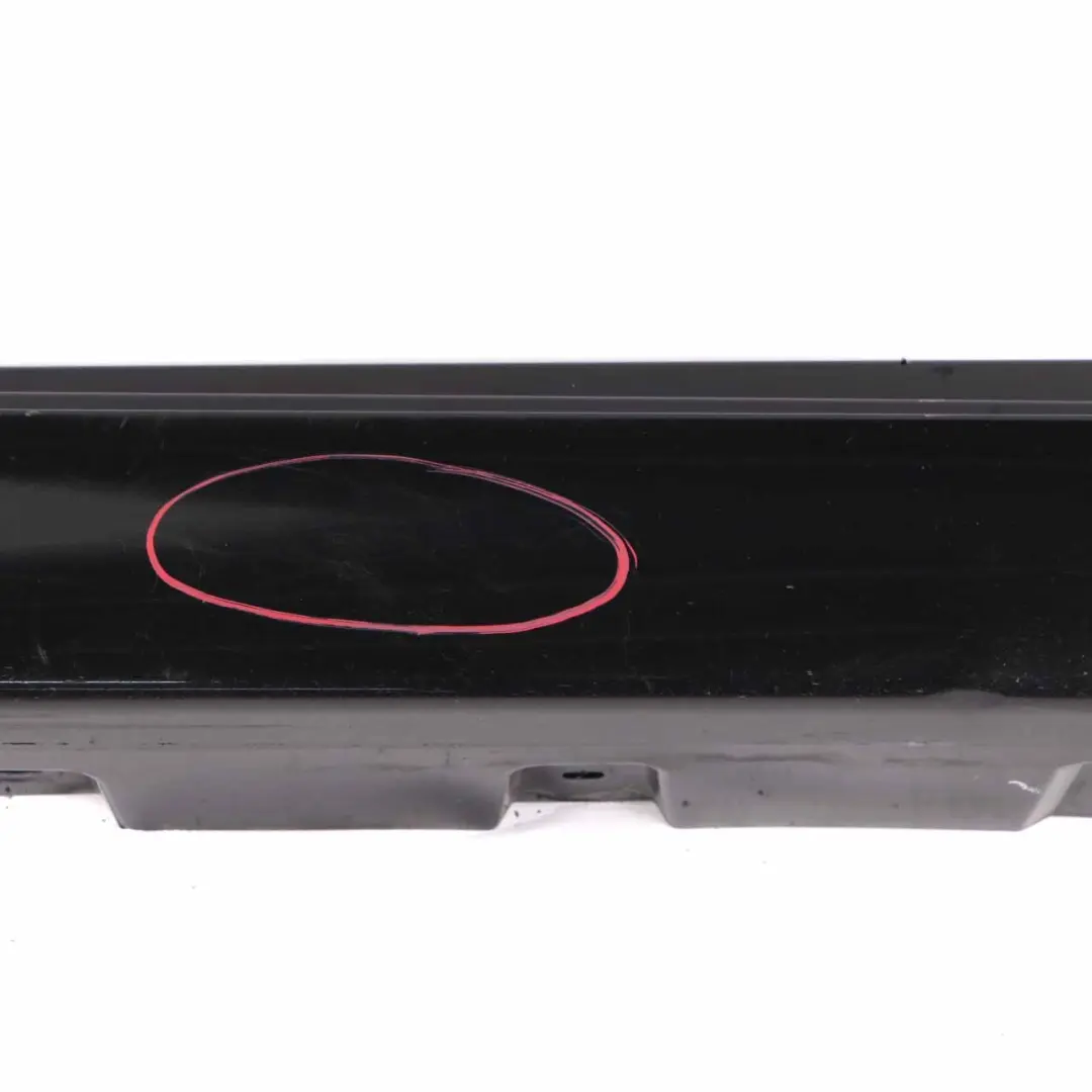 Side Skirt Right O/S Sill Cover Panel F11 Schwarz 2 Black - 668 to BMW F10 with Part number 2209828 BMW F10 Side Skirt Right O/S Sill Cover Panel F11 Schwarz 2 Black - 668 - SKU 2209828-SCH - Part number 2209828