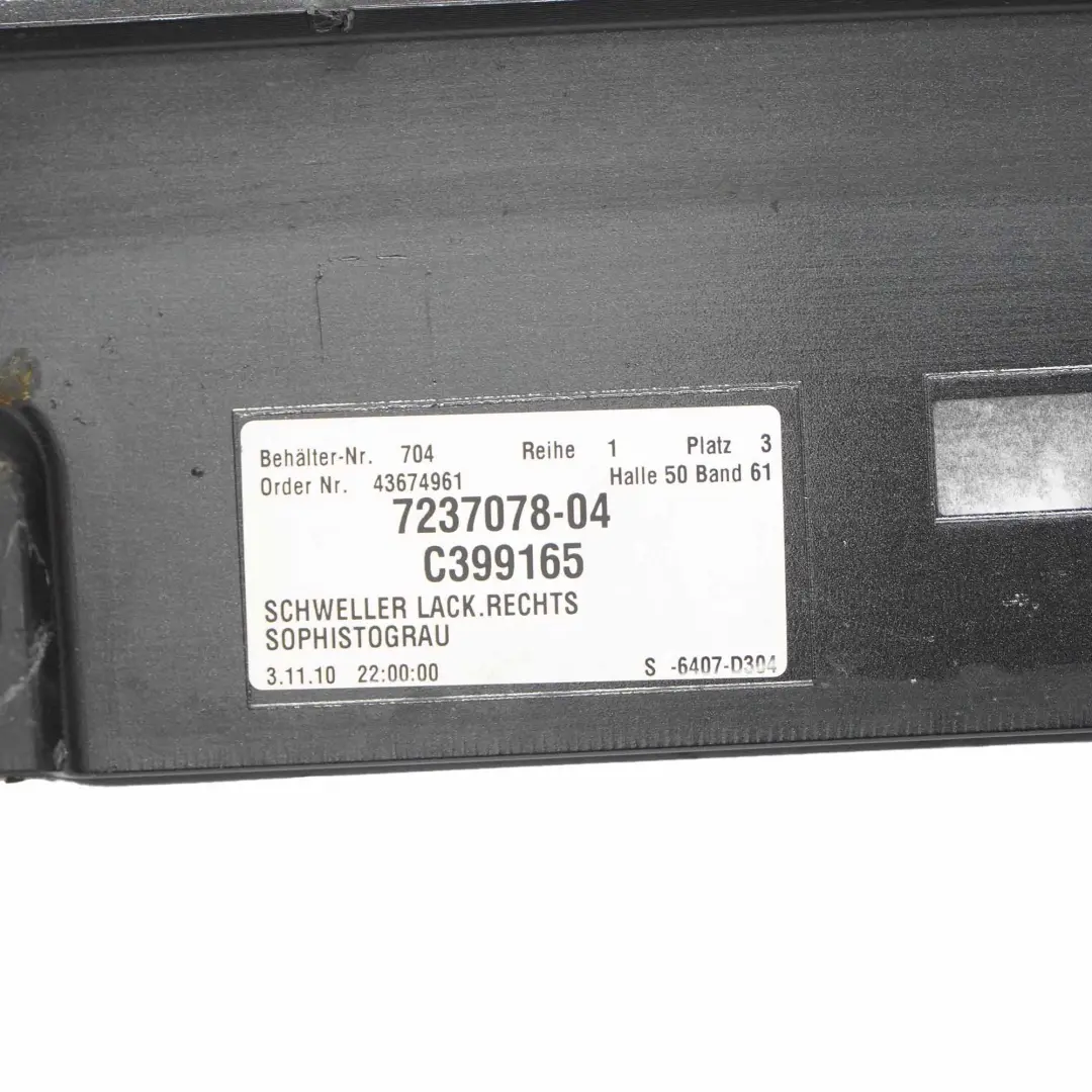 Side Skirt Door Sill Cover Panel Right O/S Sophistograu Grey - A90 to BMW F10 F11 with Part number 2209828 BMW F10 F11 Side Skirt Door Sill Cover Panel Right O/S Sophistograu Grey - A90 - SKU 2209828-SOP - Part number 2209828