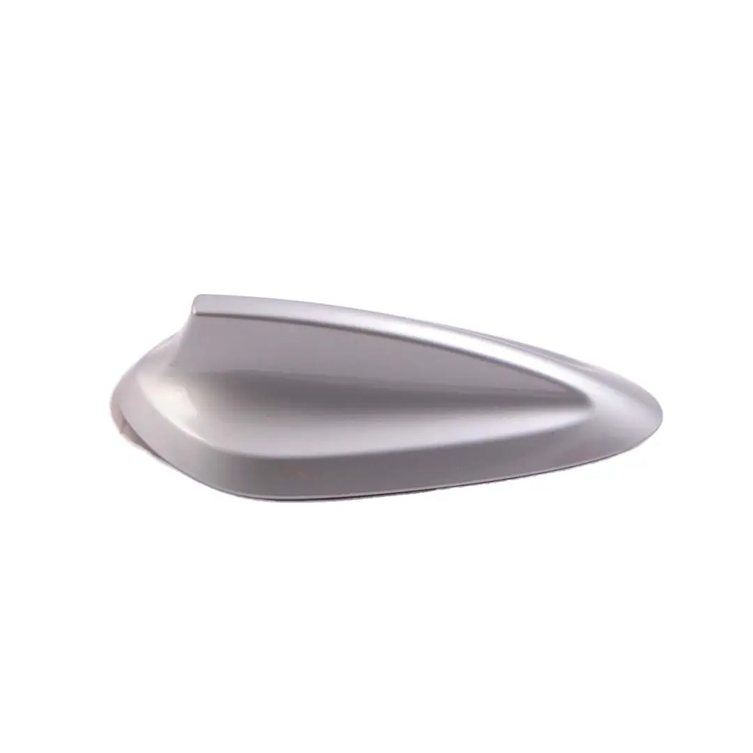 Alloggiamento Vuoto Antenna Da Tetto Glacier Silber Silver A83 per BMW F20 F21 F31 con numero di parte 2218150 BMW F20 F21 F31 Alloggiamento Vuoto Antenna Da Tetto Glacier Silber Silver A83 - SKU 2218150-GSB1 - Numero di parte 2218150