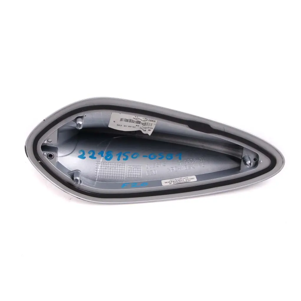 BMW F20 F21 F31 Boitier vide pour antenne de toit Glacier Silber Silver A83 - SKU 2218150-GSB1 - Numéro de pièce 2218150