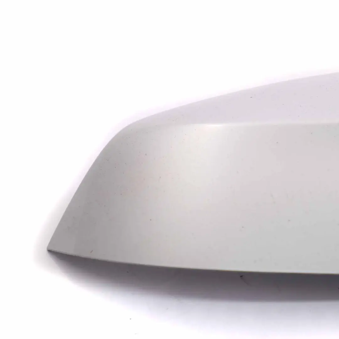Coperchio Involucro Specchio Destro Glacier Silver Metallic - A83 per BMW F30 F31 con numero di parte 2222544 BMW F30 F31 Coperchio Involucro Specchio Destro Glacier Silver Metallic - A83 - SKU 2222544-GSB - Numero di parte 2222544