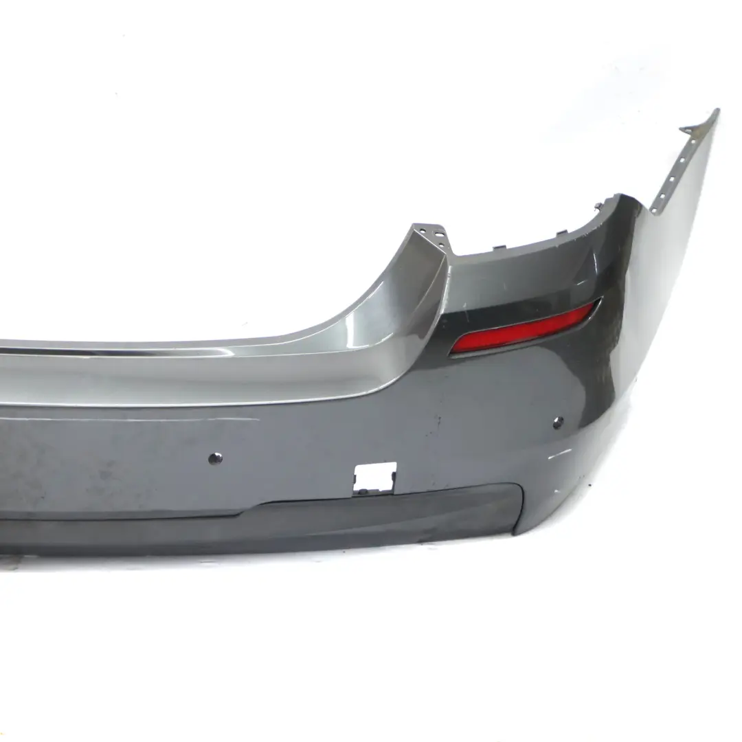 Zderzak Tylny M-Pakiet PDC Mineral Grey Szary Metalik - B39 do BMW F10 o numerze 2223018 BMW F10 Zderzak Tylny M-Pakiet PDC Mineral Grey Szary Metalik - B39 - SKU 2223018-MG2 - Numer Części 2223018