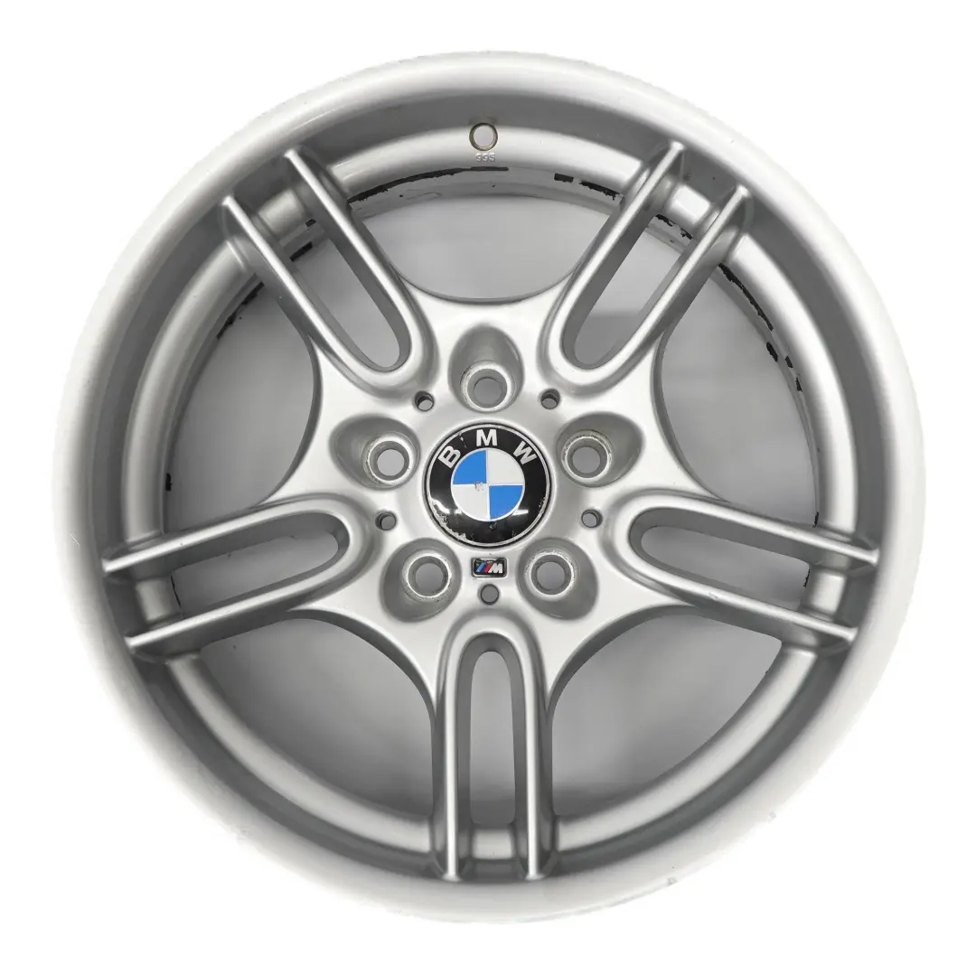 Jante en alliage argenté 17" 8J ET:20 M Parallel Spoke 66 pour BMW E39 à propos du numéro de pièce 2228995 BMW E39 Jante en alliage argenté 17" 8J ET:20 M Parallel Spoke 66 - SKU 2228995-1 - Numéro de pièce 2228995