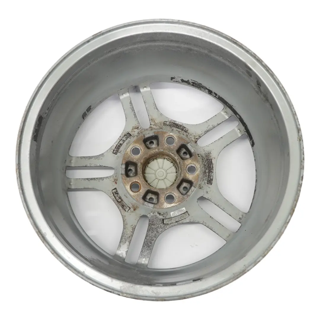 Silberne Hinter rad felge 17" 9J ET:26 M Parallelspeiche 66 für BMW E39 mit Teilenummer 2229035 BMW E39 Silberne Hinter rad felge 17" 9J ET:26 M Parallelspeiche 66 - SKU 2229035-1 - Teilenummer 2229035