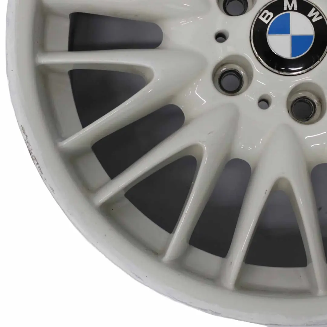 Cerchio in lega anteriore bianco a raggi V 72 18" 8J ET:47 per BMW E46 con numero di parte 2229145 BMW E46 Cerchio in lega anteriore bianco a raggi V 72 18" 8J ET:47 - SKU 2229145-1 - Numero di parte 2229145