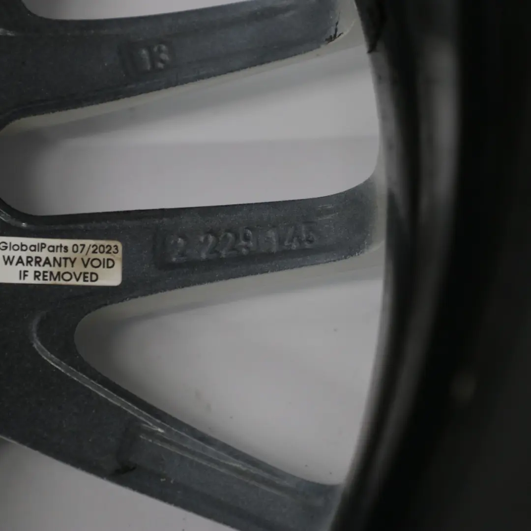 Weißes Vorderrad Felge V Speiche 72 18" 8J ET:47 für BMW E46 mit Teilenummer 2229145 BMW E46 Weißes Vorderrad Felge V Speiche 72 18" 8J ET:47 - SKU 2229145-1 - Teilenummer 2229145