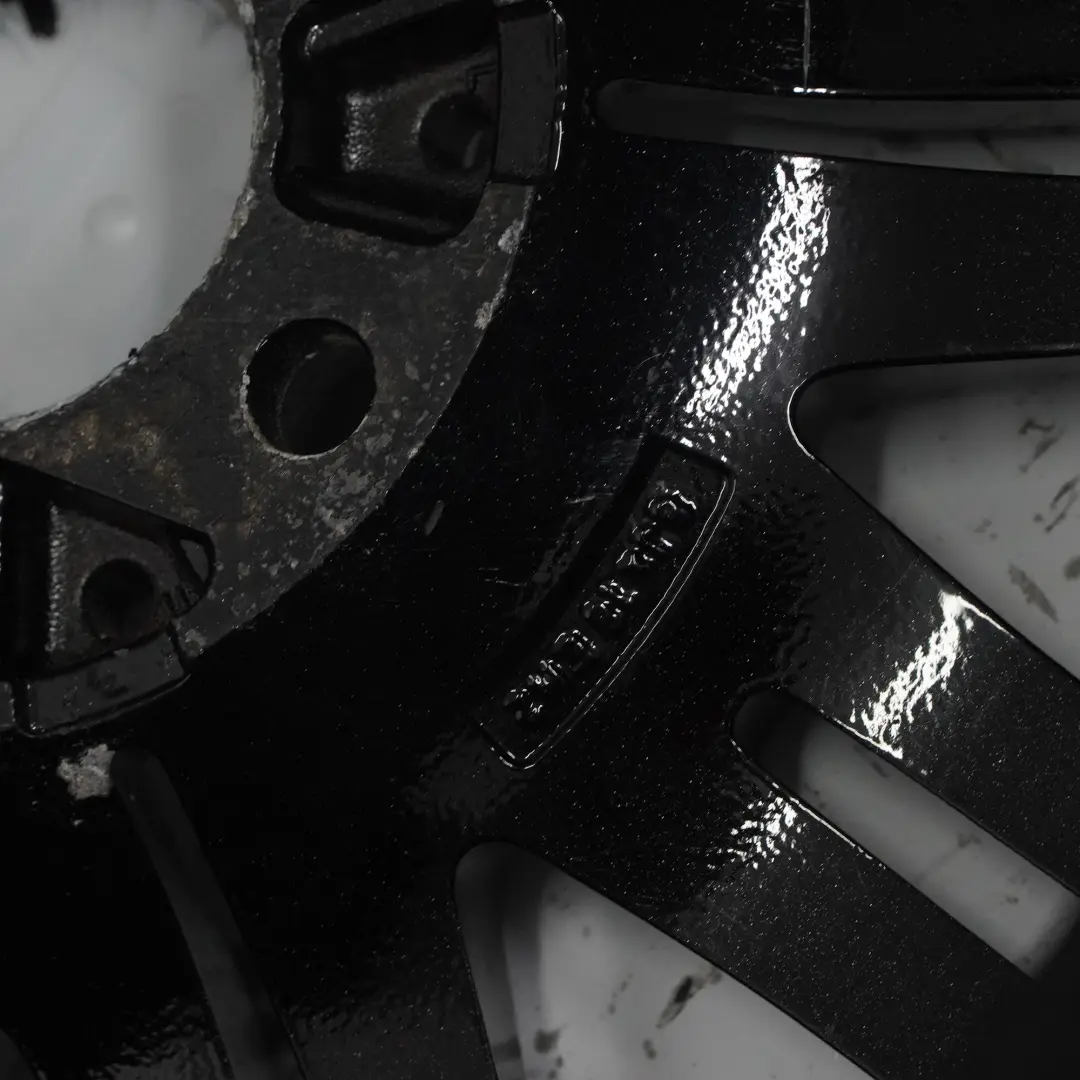 Chromshadow Cerchio in lega 18" 8J ET:47 M Doppie Razze 67 per BMW E46 M3 con numero di parte 2229950 BMW E46 M3 Chromshadow Cerchio in lega 18" 8J ET:47 M Doppie Razze 67 - SKU 2229950-1 - Numero di parte 2229950