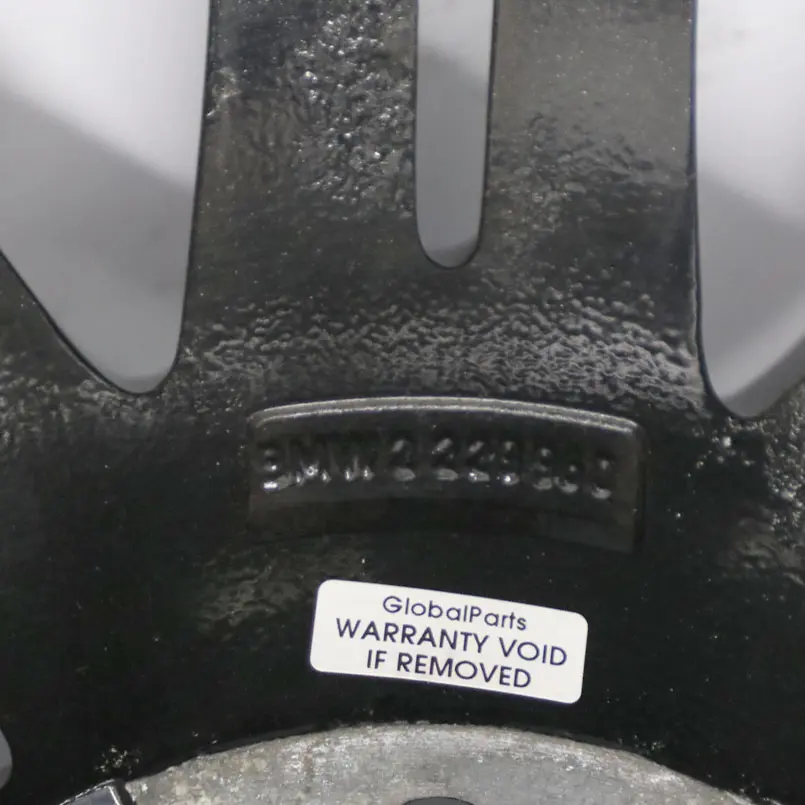Chromshadow Cerchio in lega 18" 9J ET:26 M Doppie Razze 67 per BMW E46 M3 con numero di parte 2229960 BMW E46 M3 Chromshadow Cerchio in lega 18" 9J ET:26 M Doppie Razze 67 - SKU 2229960-2 - Numero di parte 2229960