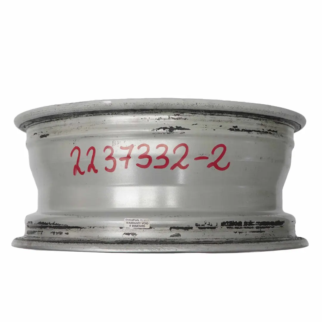 Ford Fiesta MK7 Silberne Leichtmetallfelge 15" 6J ET:47,5 7-Loch 8V21-1007-GA - SKU 2237332-2 - Teilenummer 2237332