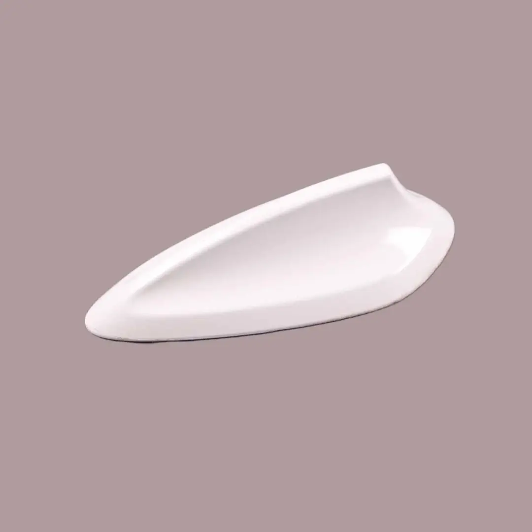 Tetto Antenna Shark Fin Cover Alpinweiss per BMW F22 F30 F32 con numero di parte 2238586 BMW F22 F30 F32 Tetto Antenna Shark Fin Cover Alpinweiss - SKU 2238586-AW - Numero di parte 2238586