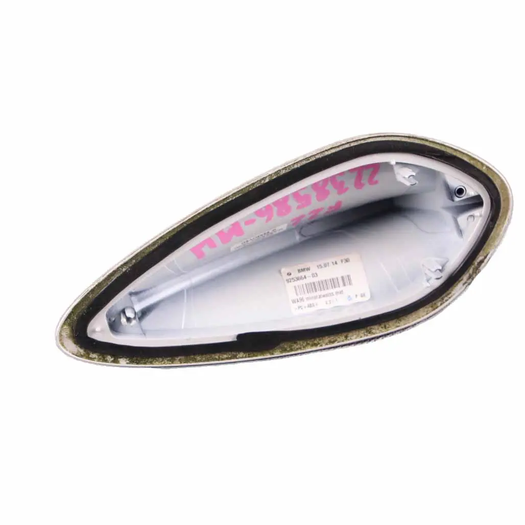 Roof Antenna BMW F22 F30 F32 Shark Fin Trim Cover Mineral White - A96 9253664 to with Part number 2238586 Roof Antenna BMW F22 F30 F32 Shark Fin Trim Cover Mineral White - A96 9253664 - SKU 2238586-MW - Part number 2238586