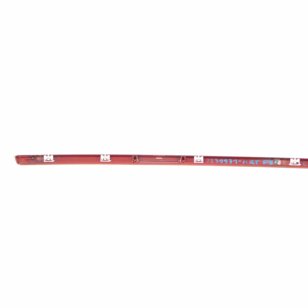 Moulure Toit Baguette Finition Gauche Rouge Melbourne Rot - A75 pour BMW F30 à propos du numéro de pièce 2239971 BMW F30 Moulure Toit Baguette Finition Gauche Rouge Melbourne Rot - A75 - SKU 2239971-MRT - Numéro de pièce 2239971