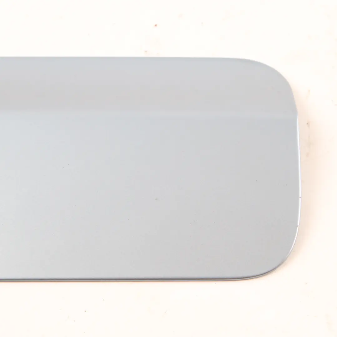 Klappe BMW F30 F80 M3 Abdeckkappe Flüssigblau Metallic - B40 für Tank mit Teilenummer 2239979 Tank Klappe BMW F30 F80 M3 Abdeckkappe Flüssigblau Metallic - B40 - SKU 2239979-LBL - Teilenummer 2239979