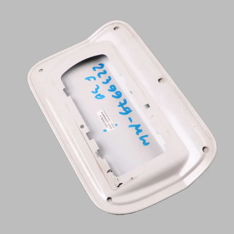 BMW F30 F80 M3 Llenado Combustible Tapa Depósito Tapa Blanco Mineral Metalizado - SKU 2239979-MW - Número de pieza 2239979