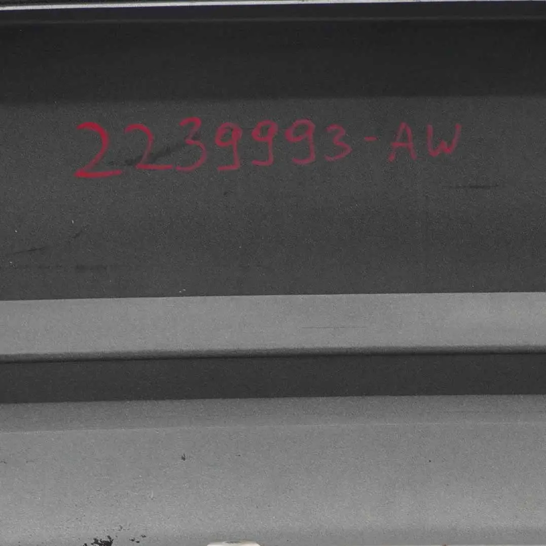 Zderzak Tylny Alpinweiss 3 - 300 do BMW F30 o numerze 2239993 BMW F30 Zderzak Tylny Alpinweiss 3 - 300 - SKU 2239993-AW - Numer Części 2239993