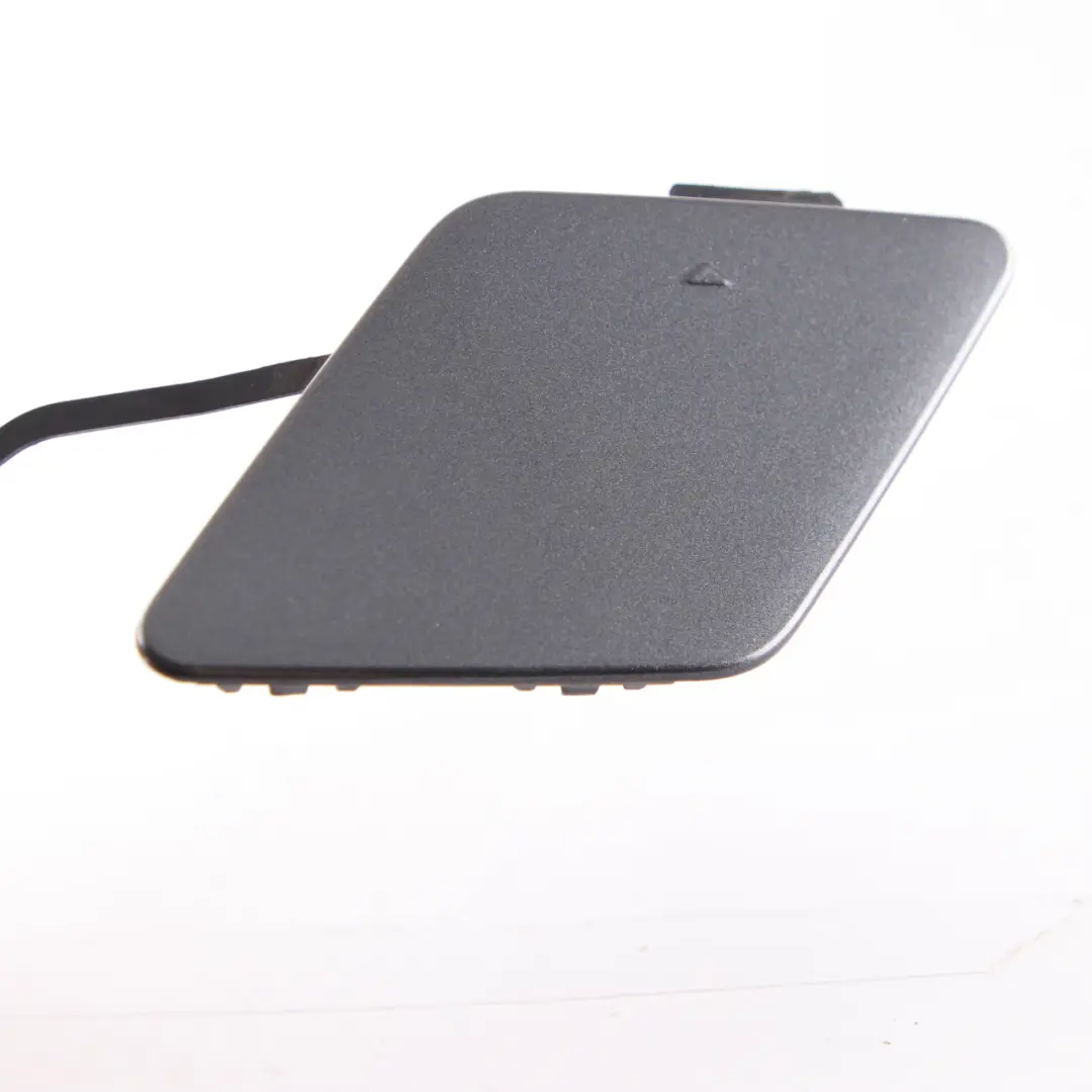 Paragolpes Trasero Tapa Ojo de Remolque Gris Mineral Metalizado 7301464 para BMW F30 con número de pieza 2240007 BMW F30 Paragolpes Trasero Tapa Ojo de Remolque Gris Mineral Metalizado 7301464 - SKU 2240007-MG - Número de pieza 2240007