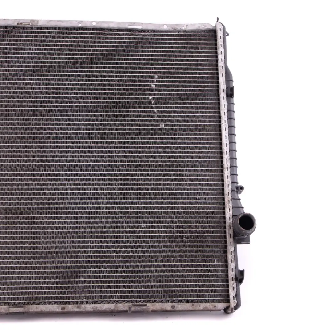 Radiateur Moteur Refroidissement Eau Automatique pour BMW X5 E53 à propos du numéro de pièce 2248724 BMW X5 E53 Radiateur Moteur Refroidissement Eau Automatique - SKU 2248724 - Numéro de pièce 2248724