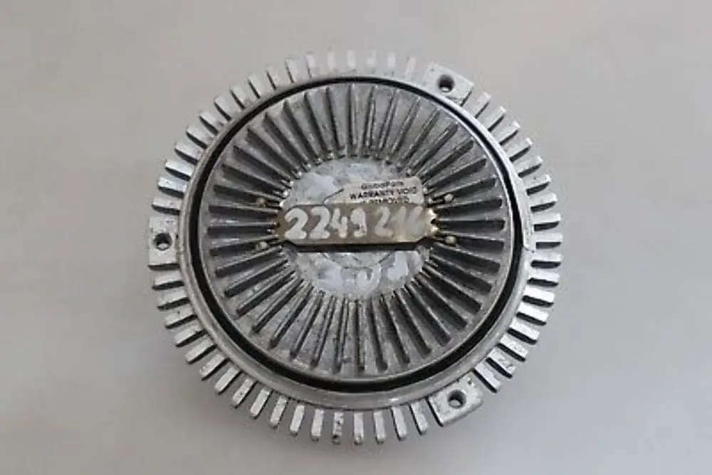 Kuehlsystem Embrayage de Ventilateur Viscous pour BMW X5 E46 E53 E65 Diesel à propos du numéro de pièce 2249216 BMW X5 E46 E53 E65 Diesel Kuehlsystem Embrayage de Ventilateur Viscous - SKU 2249216 - Numéro de pièce 2249216