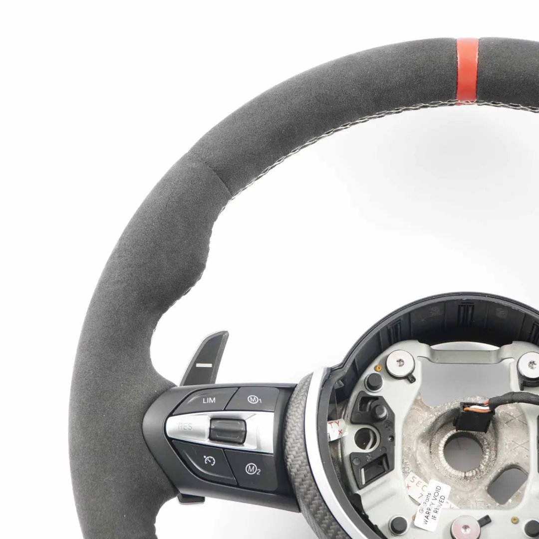 Volant Performance M Sport Alcantara Carbone Paddle Shift pour BMW F10 M5 F06 F12 M6 à propos du numéro de pièce 2253653 BMW F10 M5 F06 F12 M6 Volant Performance M Sport Alcantara Carbone Paddle Shift - SKU 2253653-1 - Numéro de pièce 2253653