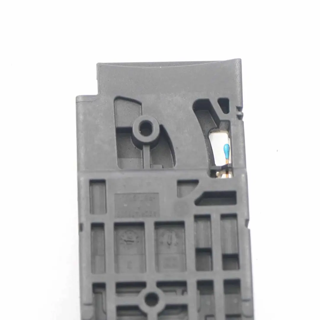 Renault Trafic III Opel Vivaro B 1.6 DCi Air Flow Mass Meter Sensor - SKU 226807131R - Part number 226807131R