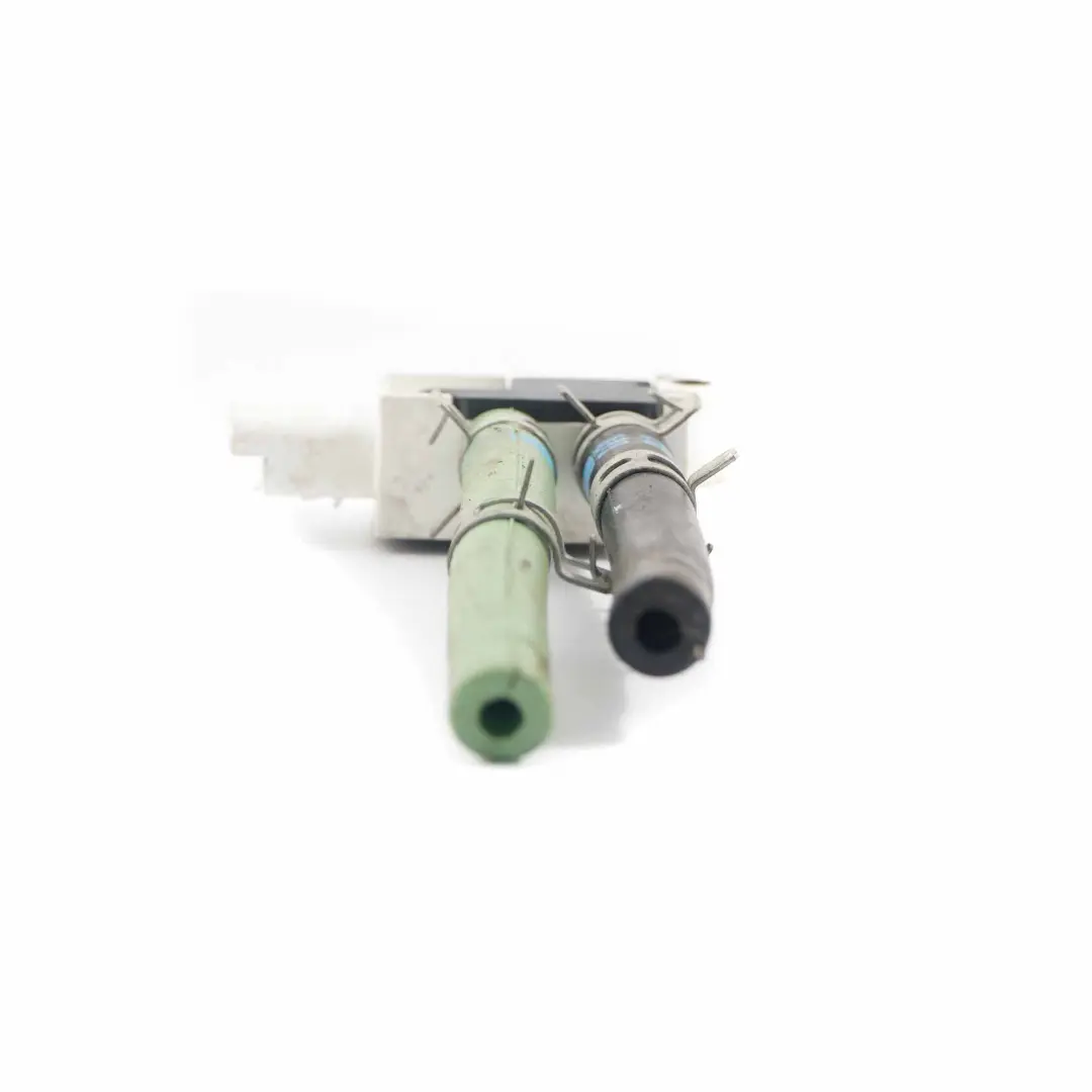 Capteur de Pression d'Echappement OM607 Diesel pour Mercedes W176 à propos du numéro de pièce 227701177R Mercedes W176 Capteur de Pression d'Echappement OM607 Diesel - SKU 227701177R-1 - Numéro de pièce 227701177R