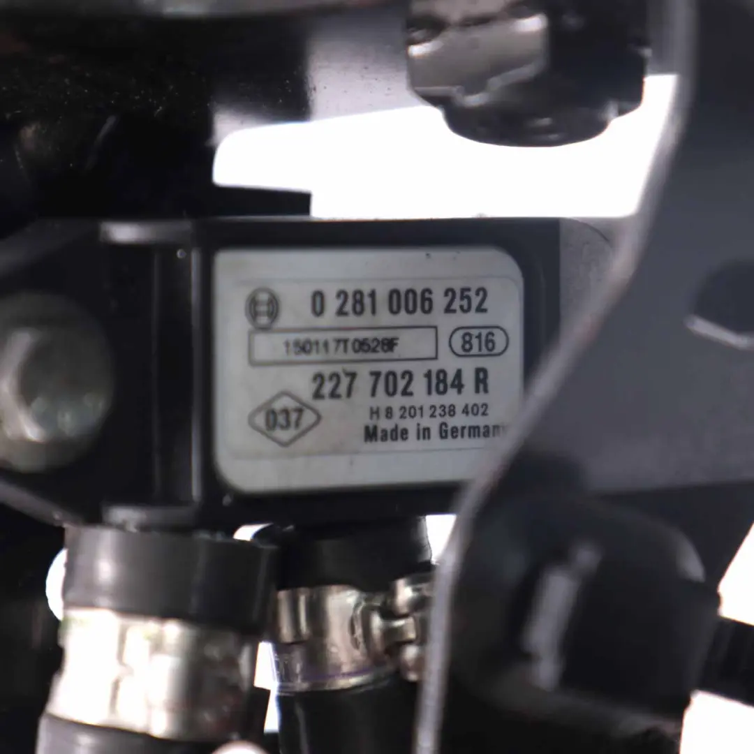 Abgasdrucksensor DPF Partikelfilter für Renault Trafic III mit Teilenummer 227702184R Renault Trafic III Abgasdrucksensor DPF Partikelfilter - SKU 227702184R-2 - Teilenummer 227702184R
