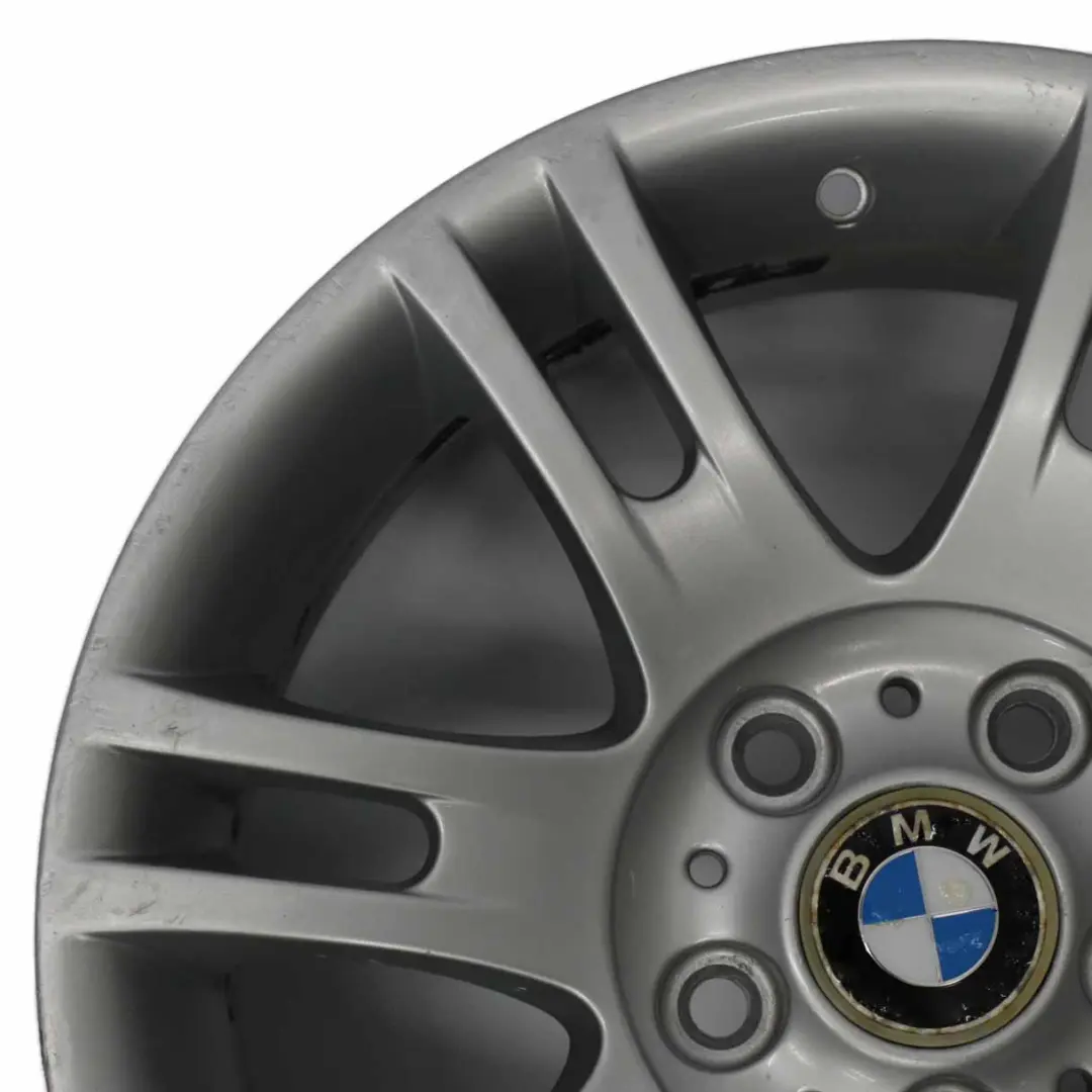 Cerchio in lega argento 17" M Doppie razze 97 7,5J ET:47 per BMW E46 con numero di parte 2282350 BMW E46 Cerchio in lega argento 17" M Doppie razze 97 7,5J ET:47 - SKU 2282350-1 - Numero di parte 2282350