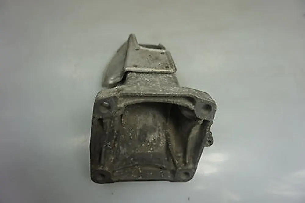 Halterung BMW E60 E61 E63 E64 M5 M6 Halterung Links für Motor mit Teilenummer 2282633 Motor Halterung BMW E60 E61 E63 E64 M5 M6 Halterung Links - SKU 2282633 - Teilenummer 2282633