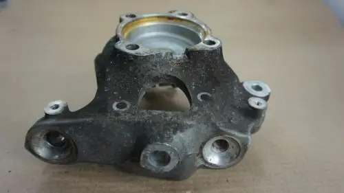 BMW E60 M5 Zwrotnica Piasta Lewy Przód - SKU 2282879 - Numer Części 2282879