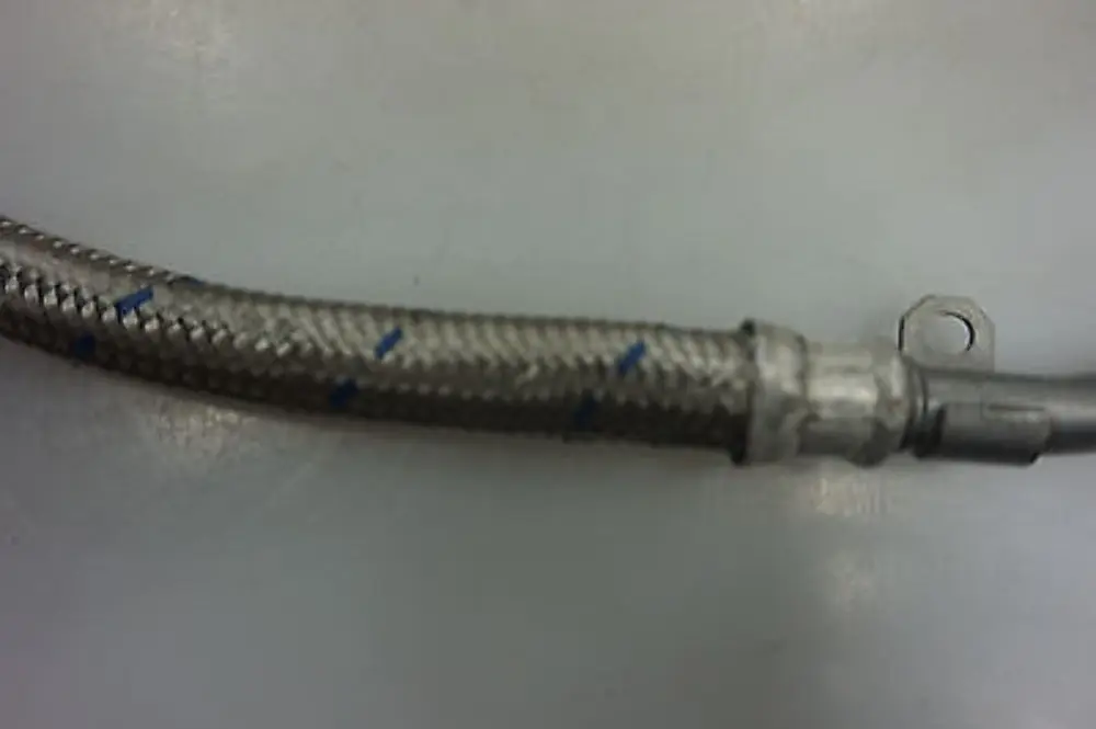 Przewód oleju hydrauliczny Bmw e60 e63 M5 M6 do o numerze 17222283113 Przewód oleju hydrauliczny Bmw e60 e63 M5 M6 - SKU 2283113 - Numer Części 17222283113