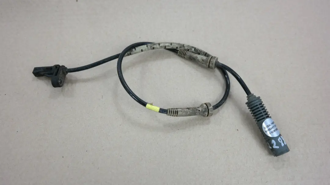 Brake pad wear sensor front left N/S to BMW 1 3 SERIES E82 E90 E90N E92 E93 LCI M3 with Part number 34352283335 BMW 1 3 SERIES E82 E90 E90N E92 E93 LCI M3 Brake pad wear sensor front left N/S - SKU 2283335 - Part number 34352283335