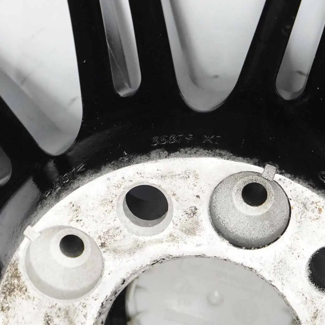 Hinterradfelge Schmiedefelge 19" 9,5J ET:23 M Doppelspeiche 220 für BMW E90 E92 M3 mit Teilenummer 2283556 BMW E90 E92 M3 Hinterradfelge Schmiedefelge 19" 9,5J ET:23 M Doppelspeiche 220 - SKU 2283556-3 - Teilenummer 2283556