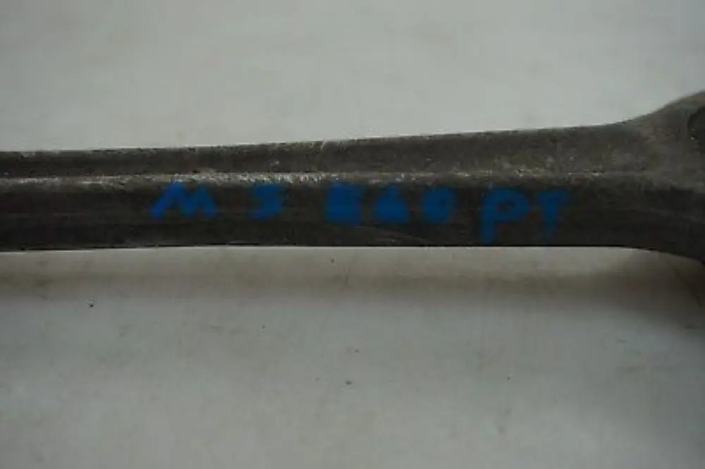 Führungslenker mit Kugelgelenk hinten rechts für BMW 5 6 er E60 E61N M5 E63 E64 M6 mit Teilenummer 2283772 BMW 5 6 er E60 E61N M5 E63 E64 M6 Führungslenker mit Kugelgelenk hinten rechts - SKU 2283772 - Teilenummer 2283772