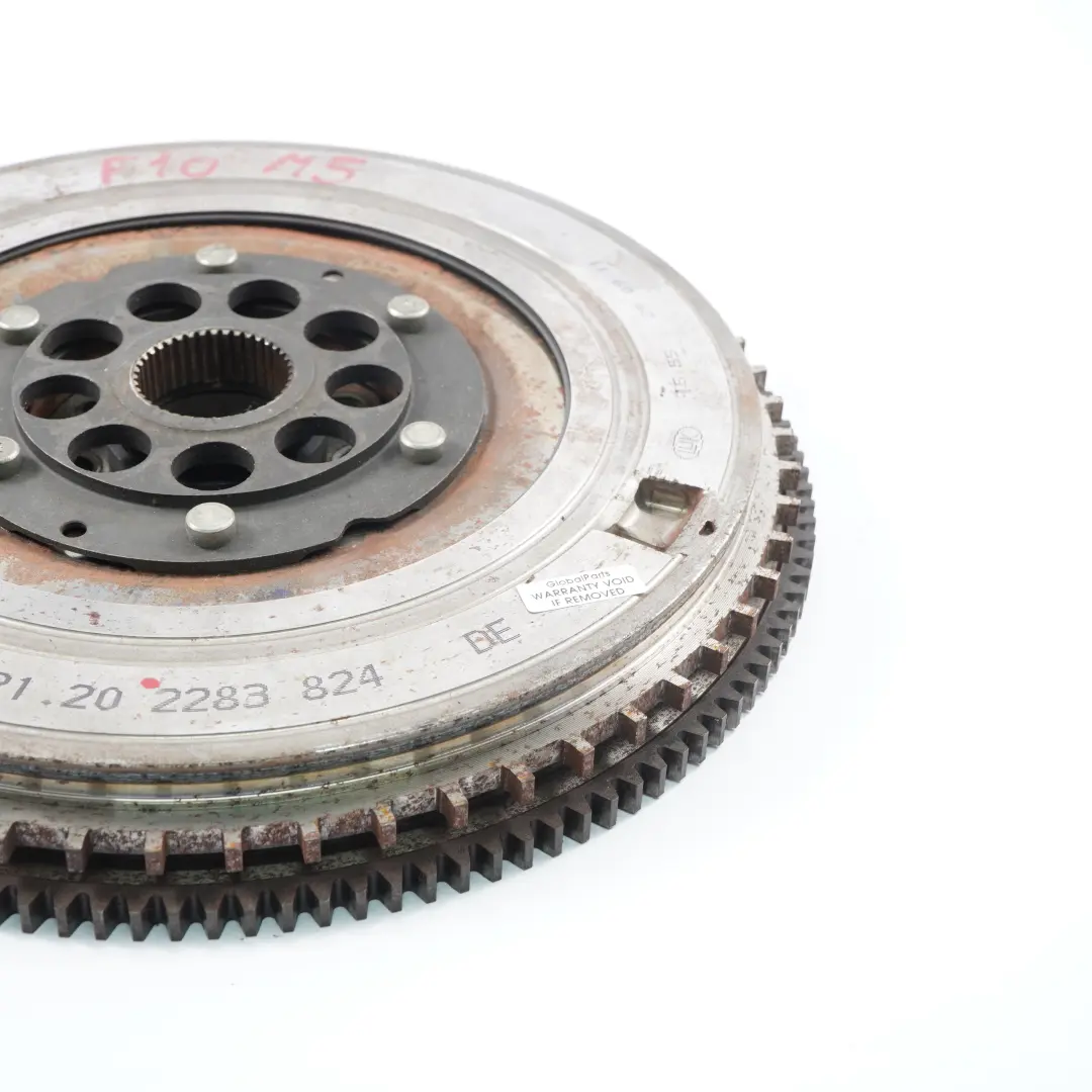 S63N Koło Dwumas Dwumasowe do BMW F10 F12 M5 M6 o numerze 2283824 BMW F10 F12 M5 M6 S63N Koło Dwumas Dwumasowe - SKU 2283824 - Numer Części 2283824