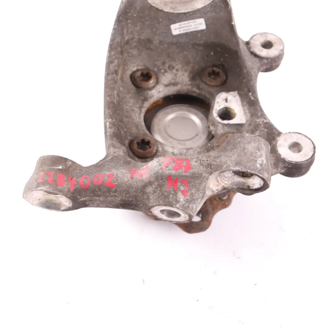 Zwrotnica Zawieszenia Prawy Przód do BMW F87 M2 F80 M3 F82 M4 o numerze 2284002 BMW F87 M2 F80 M3 F82 M4 Zwrotnica Zawieszenia Prawy Przód - SKU 2284002 - Numer Części 2284002