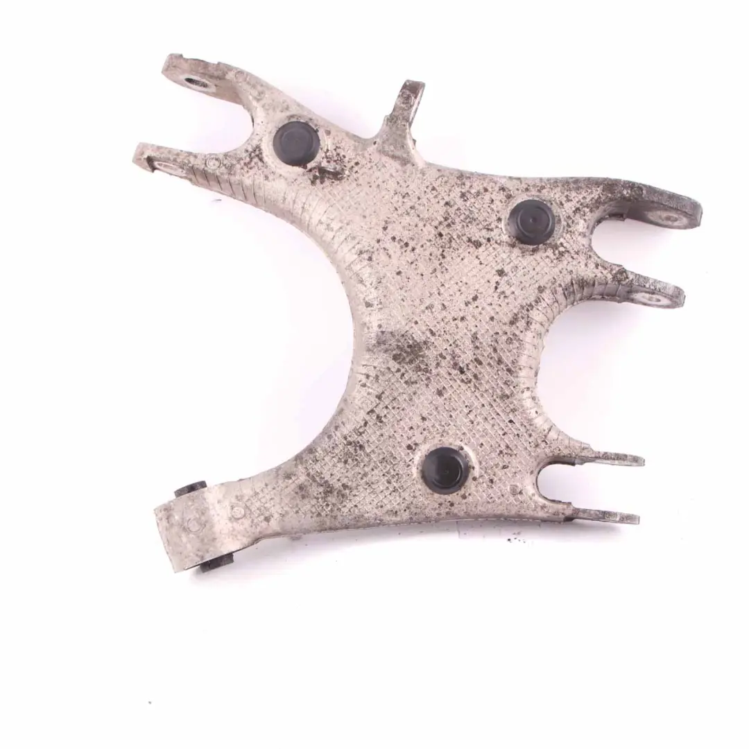 Radträger Swing BMW F10 M5 Hinten Links Radachsenträger F12 M6 für mit Teilenummer 2284133 Radträger Swing BMW F10 M5 Hinten Links Radachsenträger F12 M6 - SKU 2284133 - Teilenummer 2284133