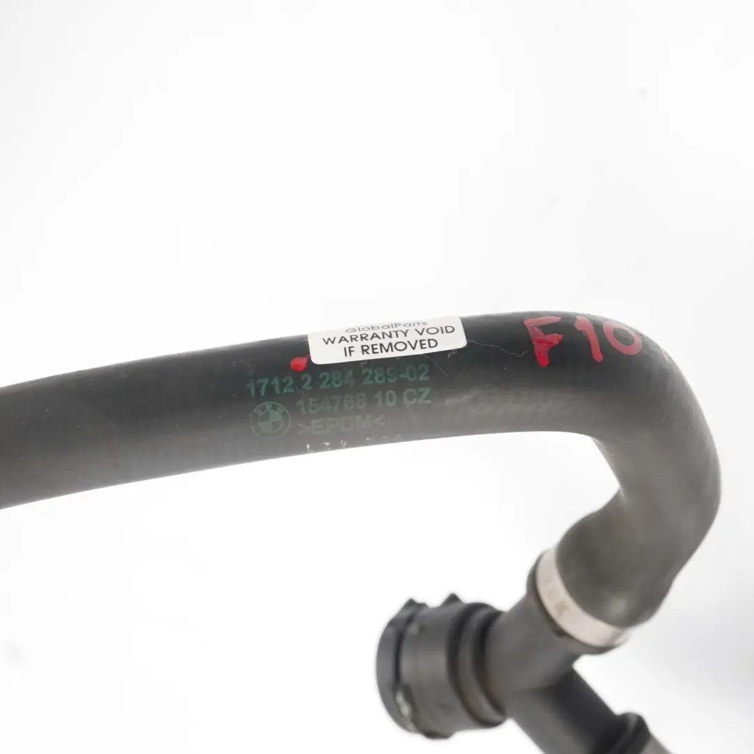 Przewód Elastyczny Chłodnicy do BMW F10 M5 F12 F13 M6 o numerze 2284289 BMW F10 M5 F12 F13 M6 Przewód Elastyczny Chłodnicy - SKU 2284289 - Numer Części 2284289