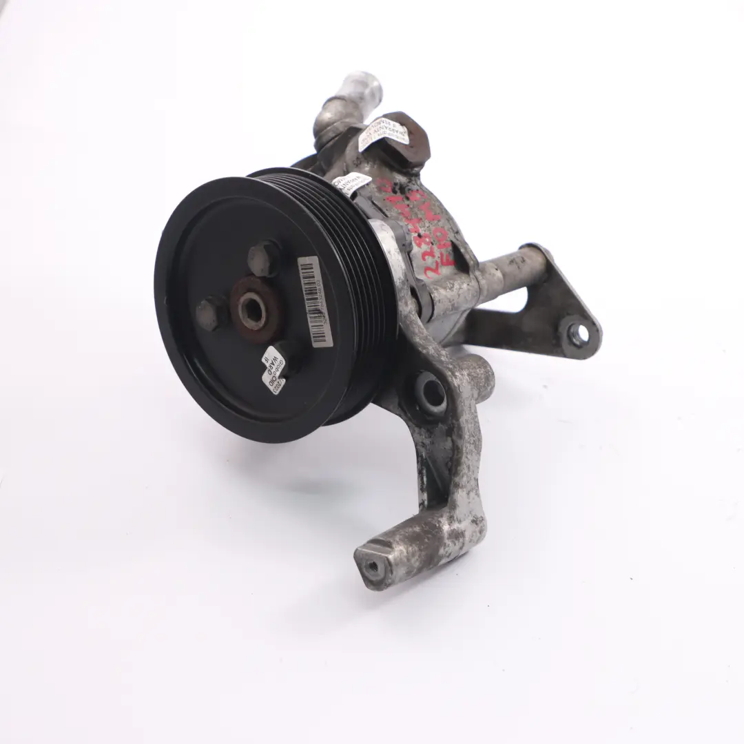S63N Bomba de dirección asistida hidráulica para BMW F10 M5 F06 F12 F13 M6 con número de pieza 2284410 BMW F10 M5 F06 F12 F13 M6 S63N Bomba de dirección asistida hidráulica - SKU 2284410 - Número de pieza 2284410