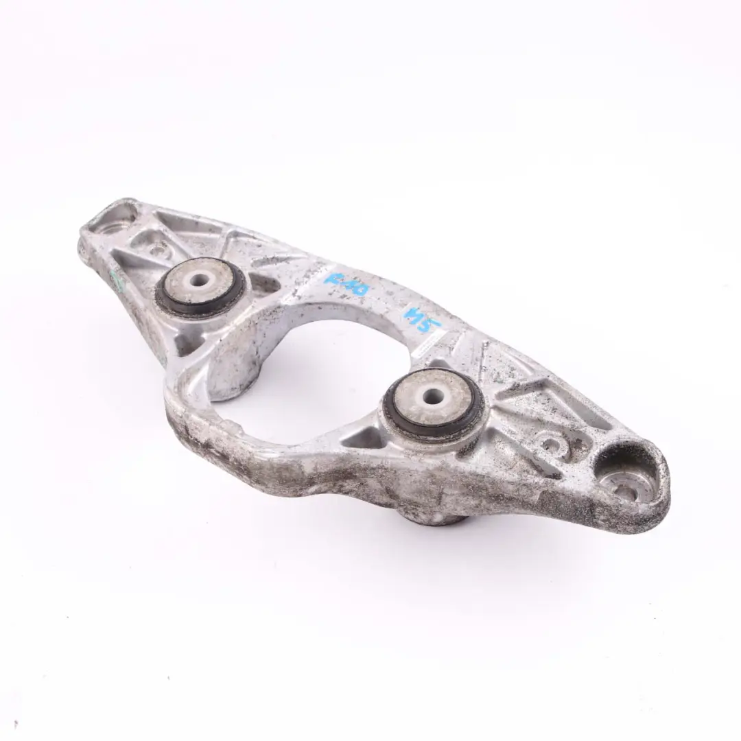 S63N Mocowanie Dyfra Przód do BMW F10 M5 F12 F13 M6 o numerze 2284474 BMW F10 M5 F12 F13 M6 S63N Mocowanie Dyfra Przód - SKU 2284474 - Numer Części 2284474