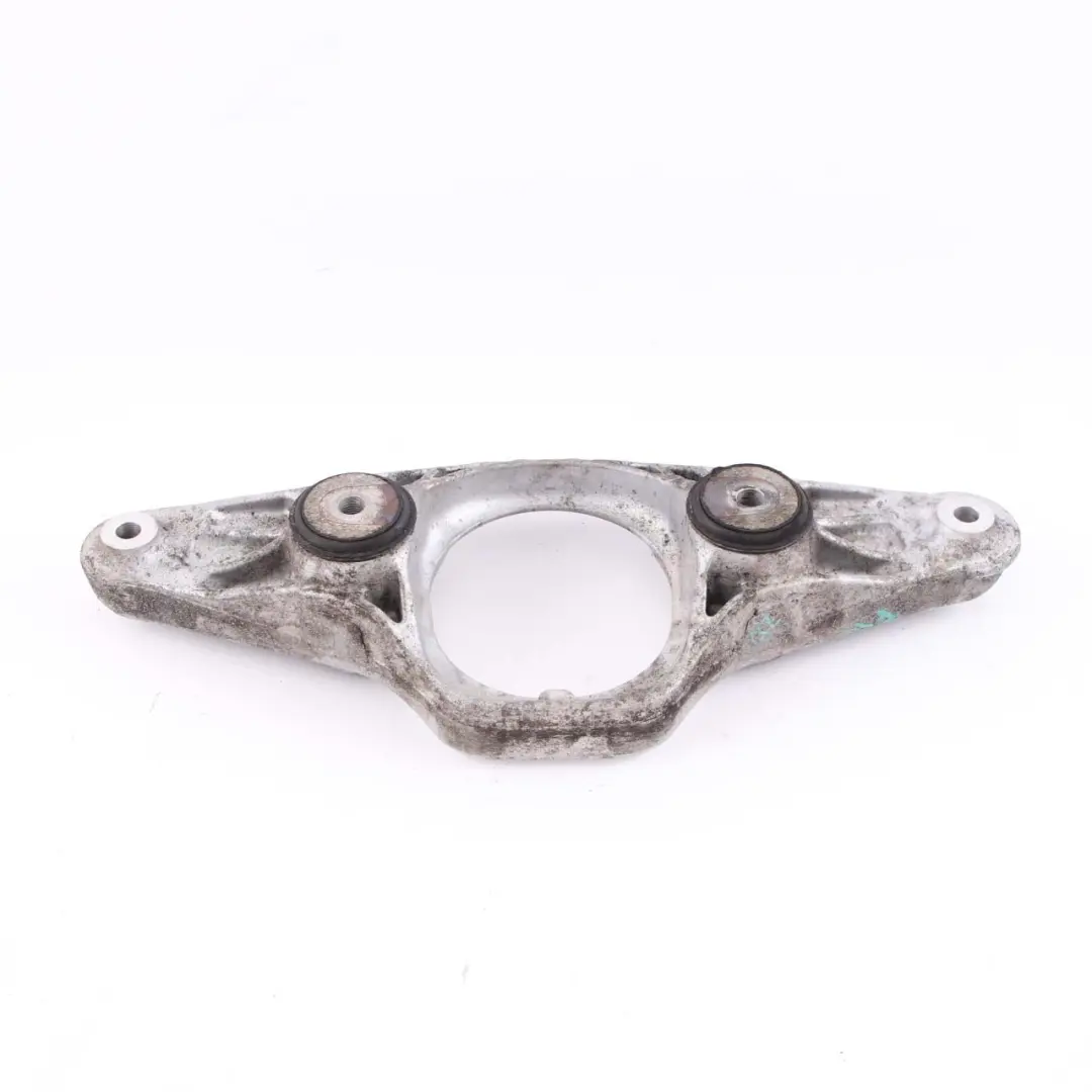 S63N Mocowanie Dyfra Przód do BMW F10 M5 F12 F13 M6 o numerze 2284474 BMW F10 M5 F12 F13 M6 S63N Mocowanie Dyfra Przód - SKU 2284474 - Numer Części 2284474