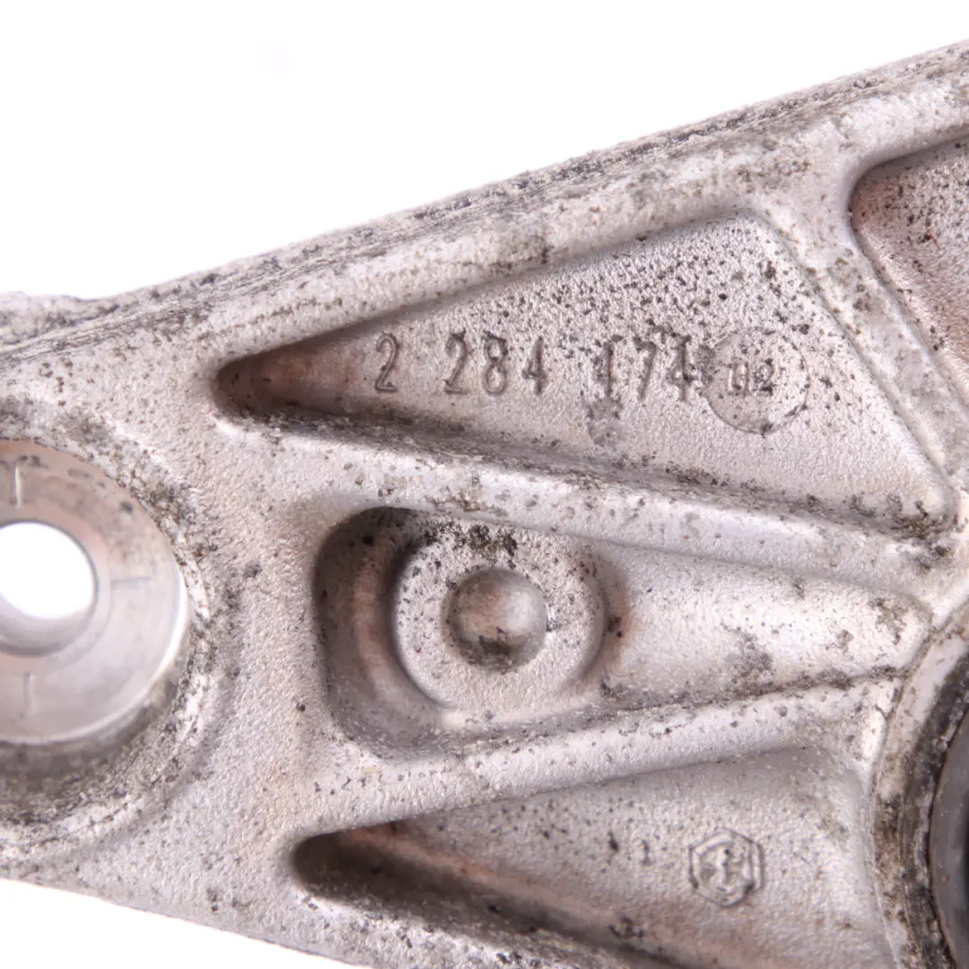 S63N Mocowanie Dyfra Przód do BMW F10 M5 F12 F13 M6 o numerze 2284474 BMW F10 M5 F12 F13 M6 S63N Mocowanie Dyfra Przód - SKU 2284474 - Numer Części 2284474